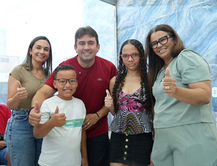Prefeitura de Sousa realiza entrega de 80 óculos pelo Programa Mais Visão 
